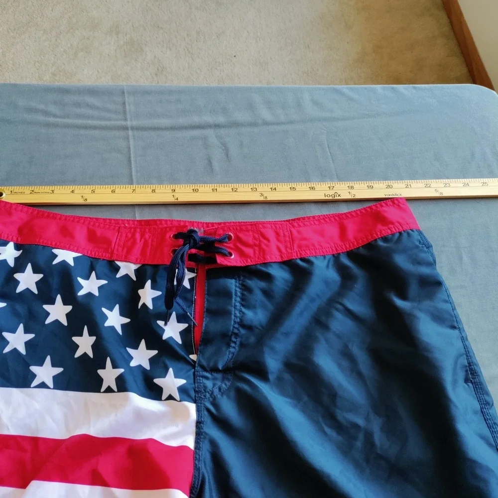 Old Navy American Flag Patriotic Board Swim Resorts Beach Graphic Shorts Men XXL